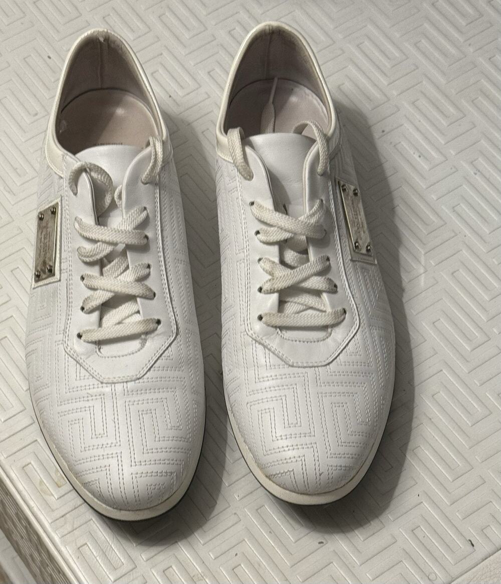 VERSACE WHITE LEATHER SNEAKERS with a GREEK PATTERN 39.5 - 6.5